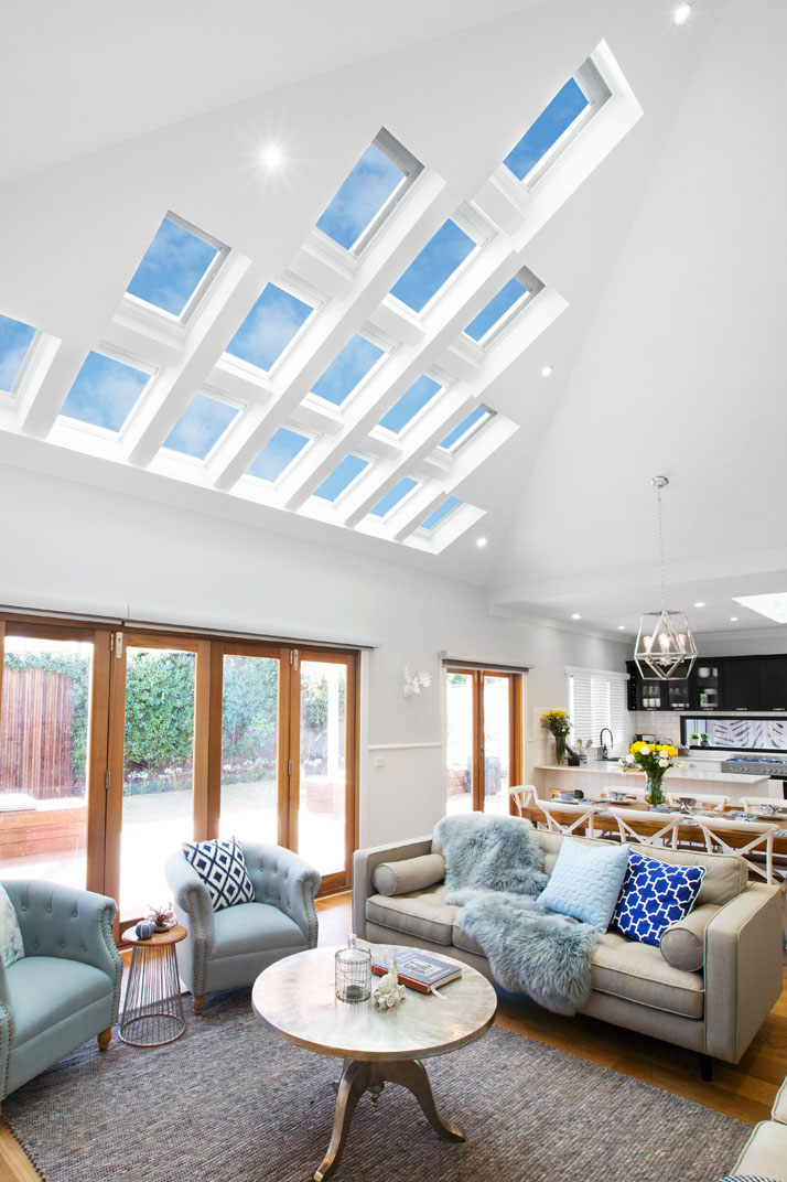 15 skylights in living room with fantastic sky views in christchurch